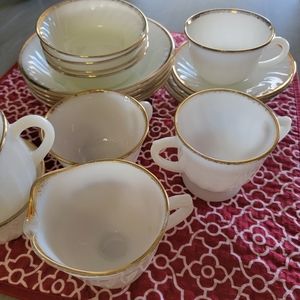 Vintage Fire King ware set for 4